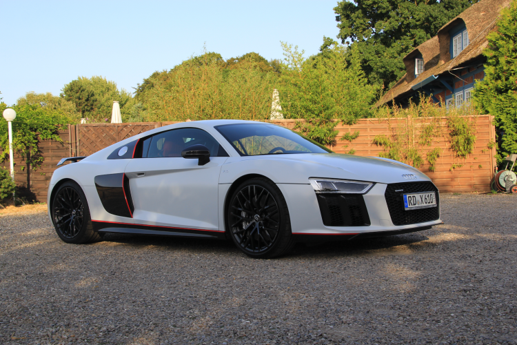 audi r8 v10plus mieten kiel
