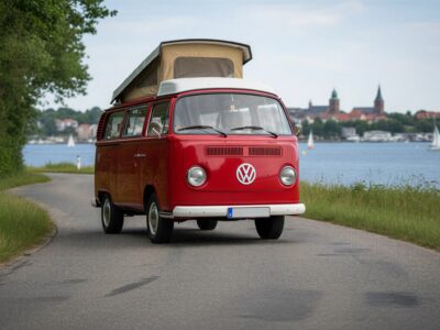 VW Bulli T2 Westfalia Camper mieten in Flensburg hero