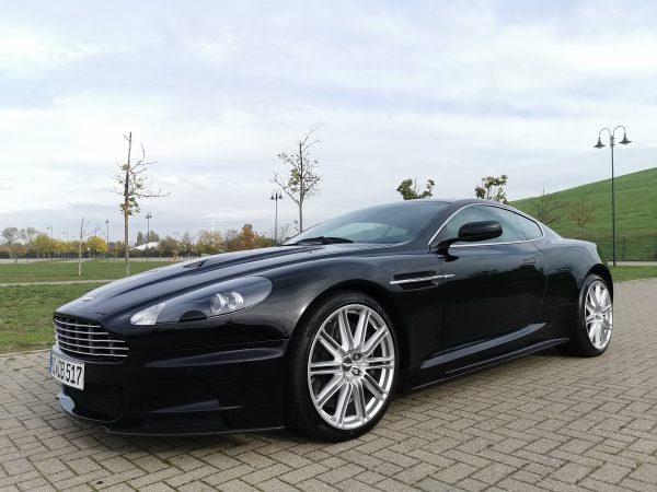 aston martin dbs mieten