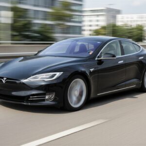 Tesla Model S Mieten in Düsseldorf hero