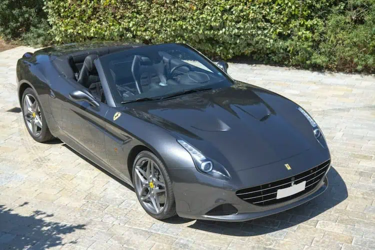 Ferrari California T mieten in Frankfurt