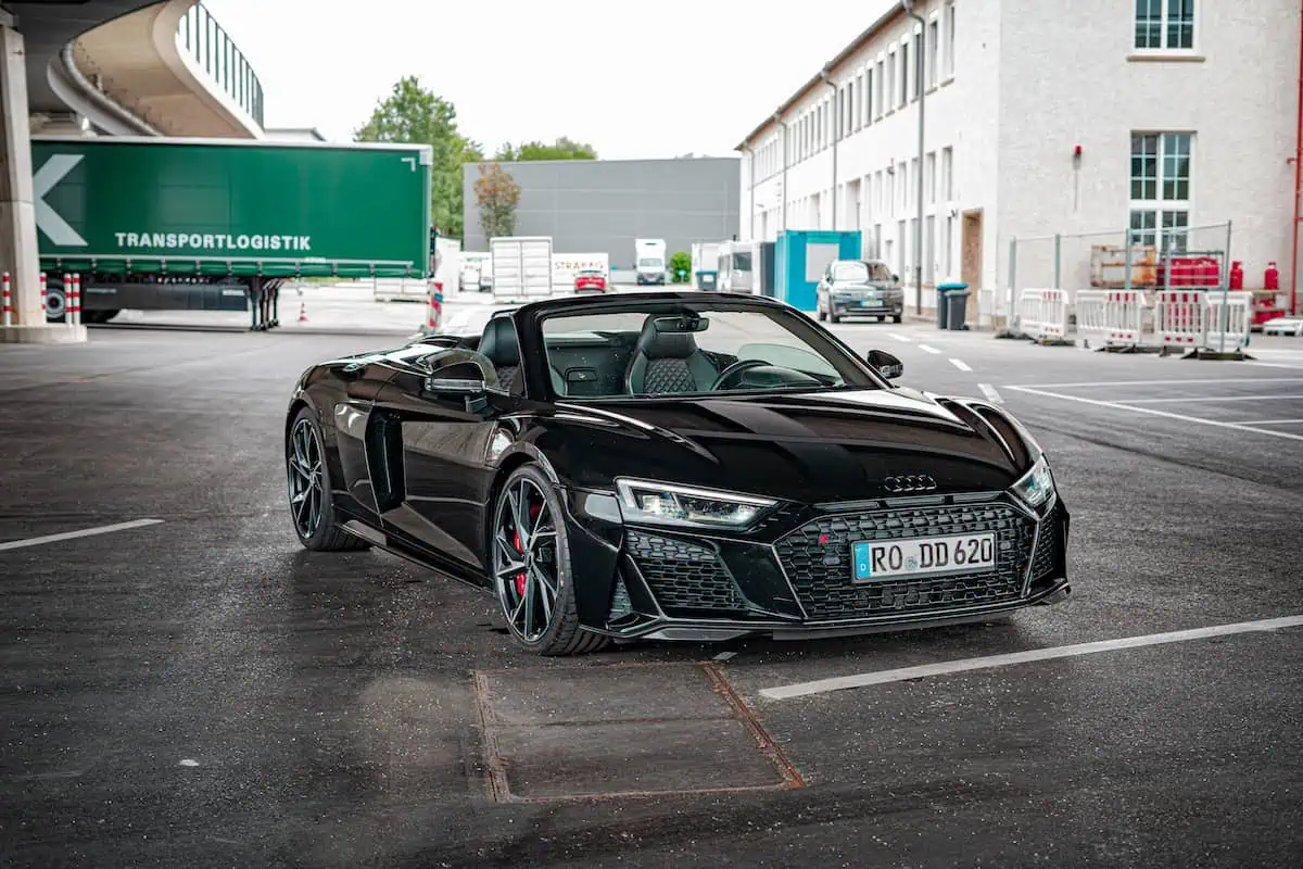 R8 Performance Spyder Front 2