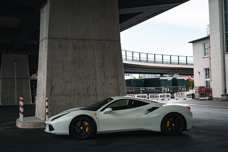 Seitenansicht vom Ferrari 488 GTB in München