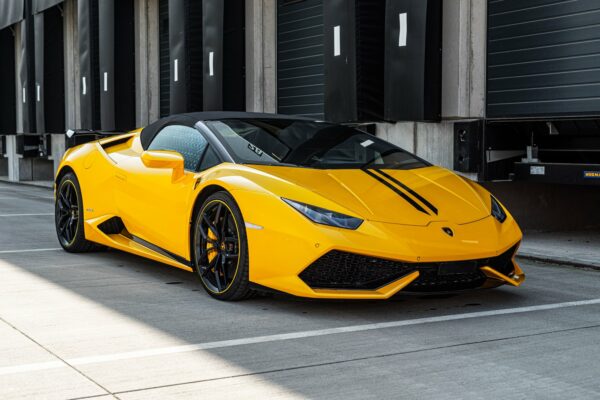 Lamborghini Huracan Spyder mieten in Frankfurt