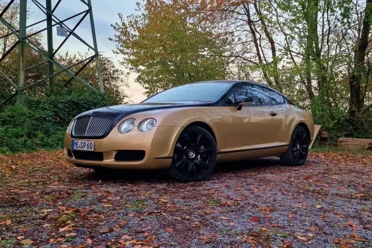 BENTLEY CONTINENTAL GT MIETEN IN DÜSSELDORF