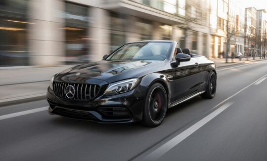 Mercedes C63S AMG Cabrio mieten in Stuttgart hero