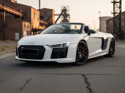 Audi R8 V10 Spyder hero