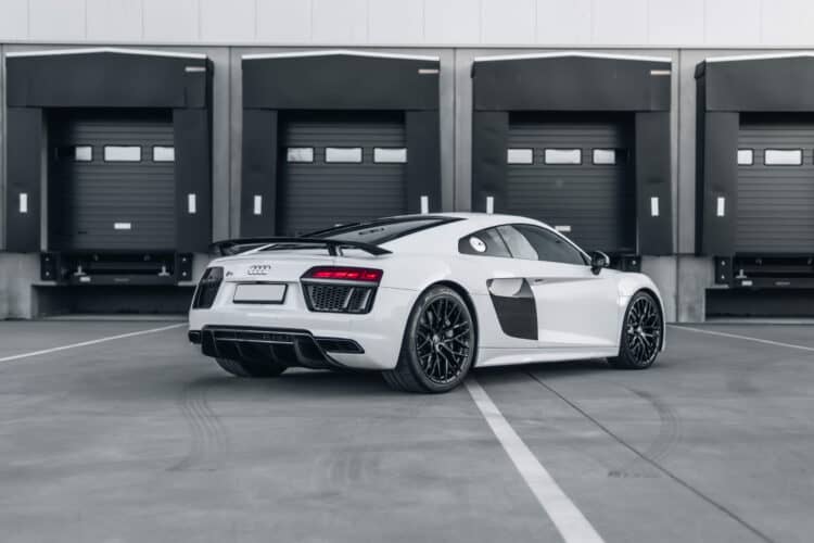 AUDI R8 V10 PLUS mieten in Heilbronn