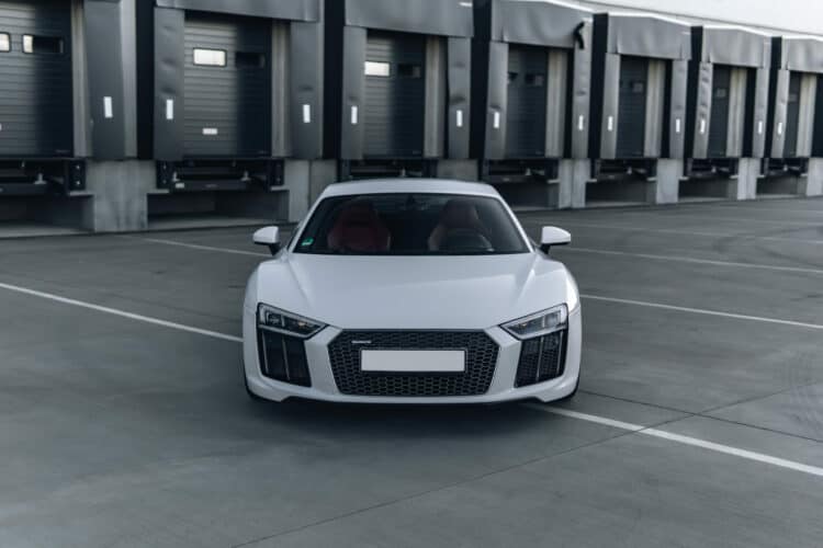 AUDI R8 V10 PLUS mieten in Heilbronn
