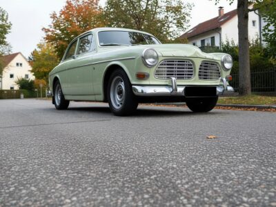 Volvo 121 Amazon Oldtimer mieten in München hero