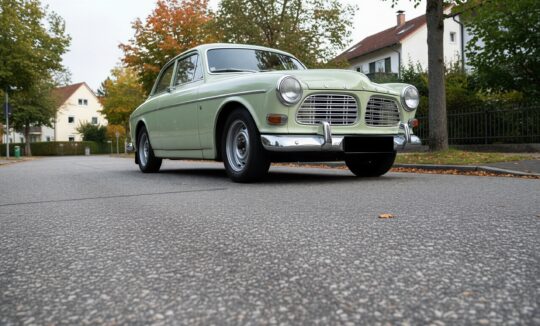Volvo 121 Amazon Oldtimer mieten in München hero