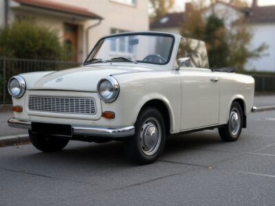 Trabant Cabrio Oldtimer mieten in München hero