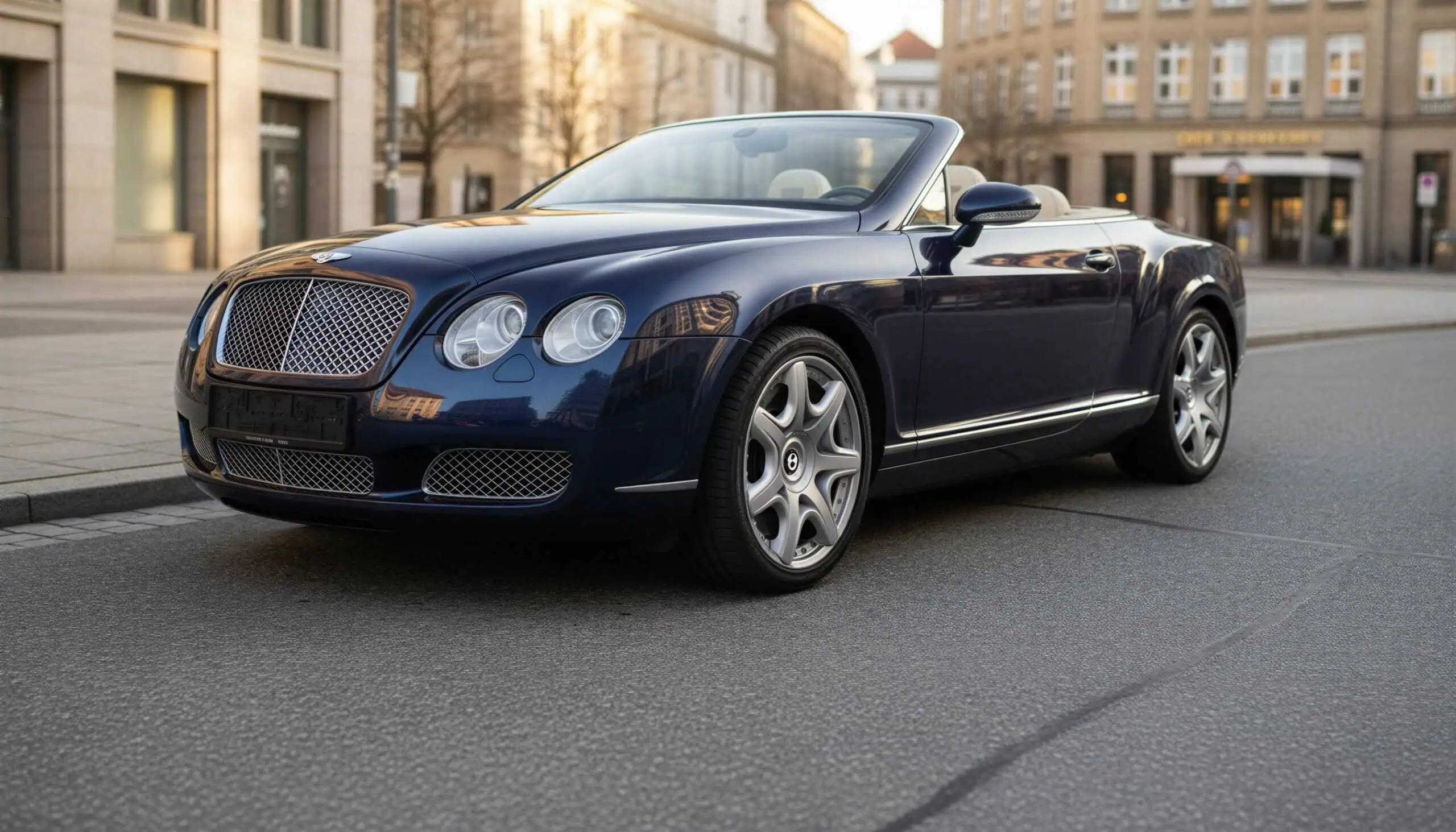 BENTLEY Continental GTC mieten in Hannover hero