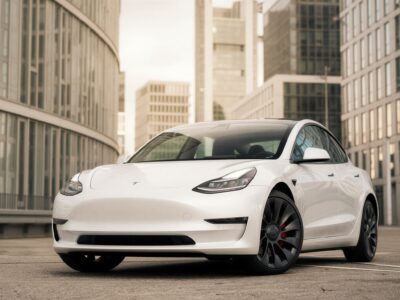 Tesla Model 3 Performance Facelift Langzeitmiete Aktuelles Bild: Tesla Model 3 Performance Facelift Langzeitmiete hero