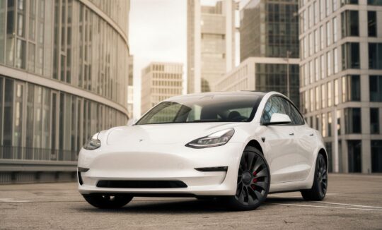 Tesla Model 3 Performance Facelift Langzeitmiete Aktuelles Bild: Tesla Model 3 Performance Facelift Langzeitmiete hero