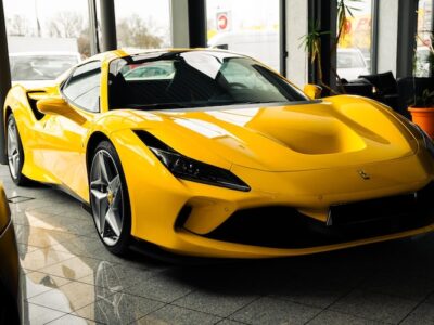 Ferrari F8 mieten in Braunschweig