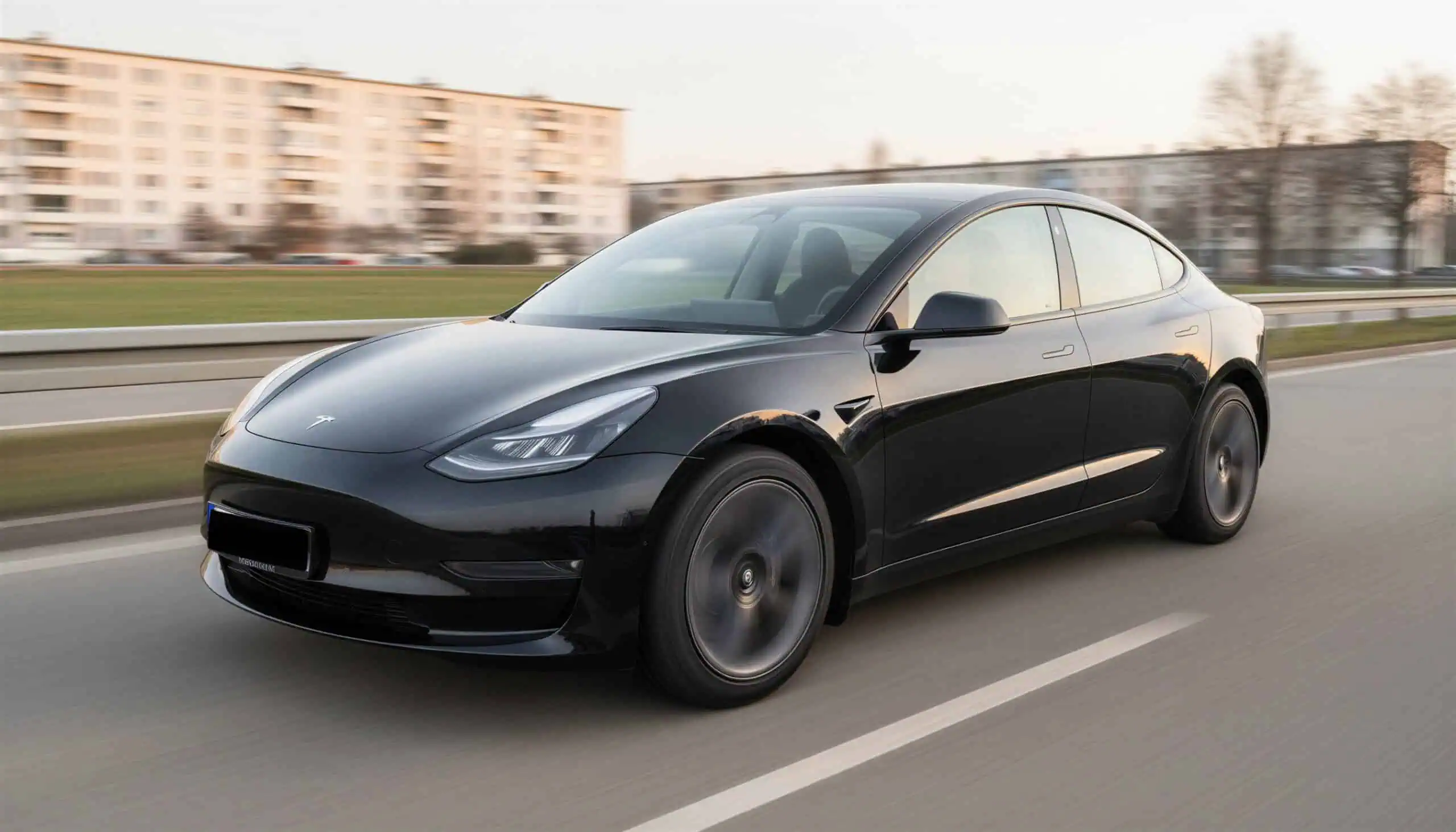 Tesla Model 3 SR Plus mieten in Leipzig hero
