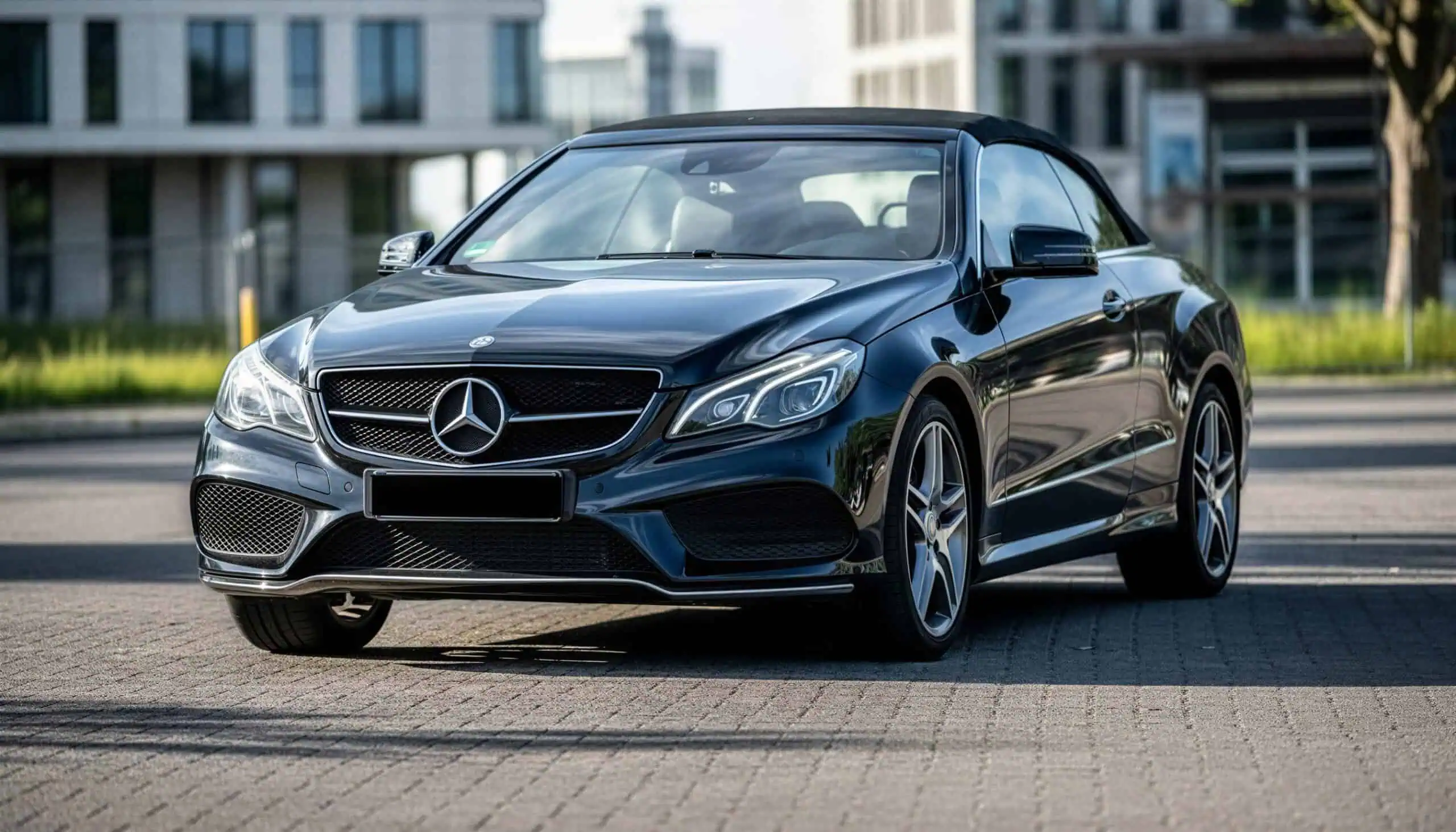 Mercedes E-Klasse Cabriolet mieten in Dortmund hero