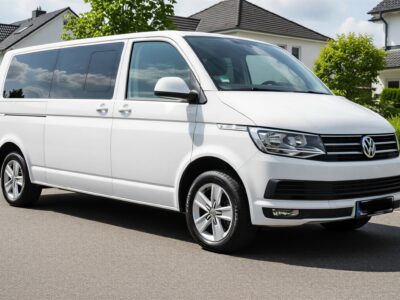 VW T6 Multivan mieten in Frankfurt hero