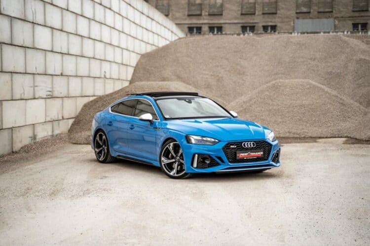 Audi RS5 Sportback mieten in Bielefeld
