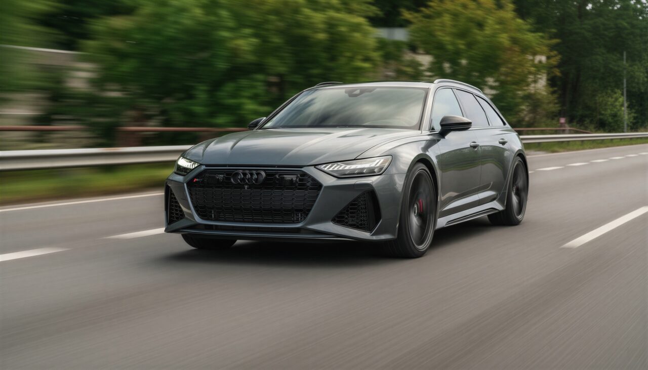 Audi RS6 C8 Avant mieten in Bielefeld