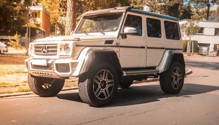 Mercedes G500 4x4 mieten in Berlin