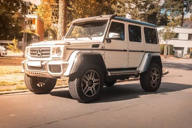 Mercedes G500 4x4 mieten in Berlin