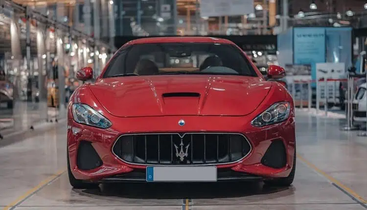 Maserati GranTurismo MC mieten in Stuttgart