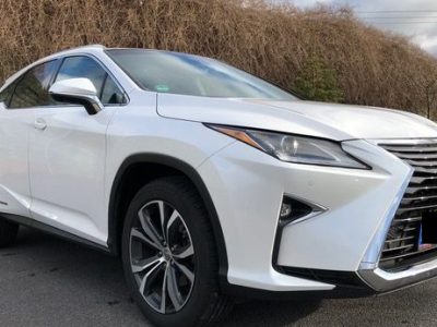 Lexus RX450h mieten in Berlin