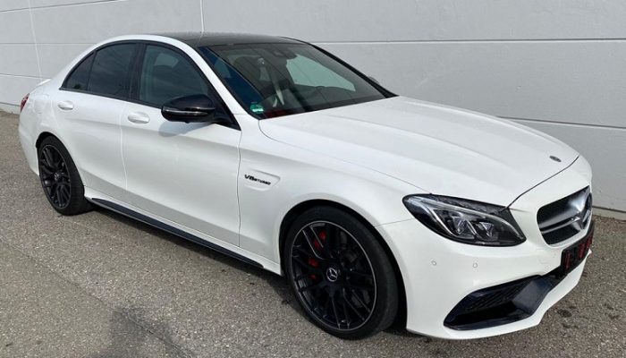 Mercedes C63S AMG mieten in Stuttgart