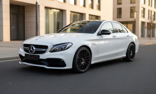 Mercedes C63S AMG mieten in Stuttgart hero