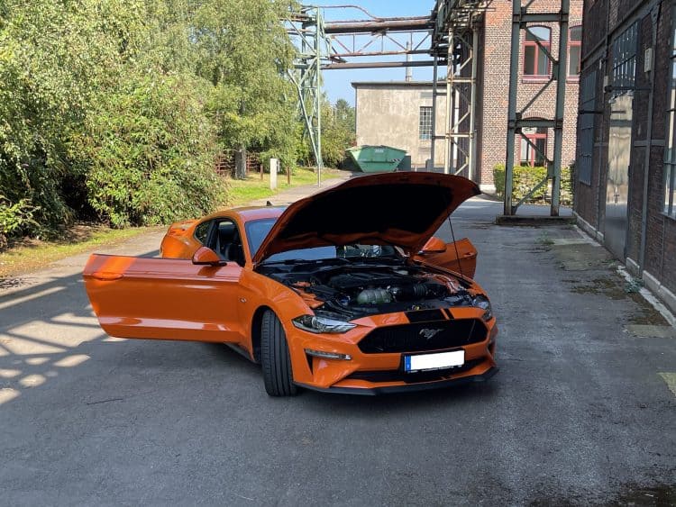 Ford Mustang GT mieten in Düsseldorf