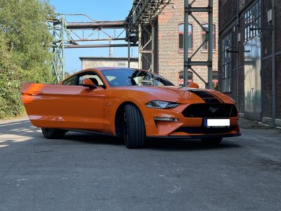 Ford Mustang GT mieten in Düsseldorf