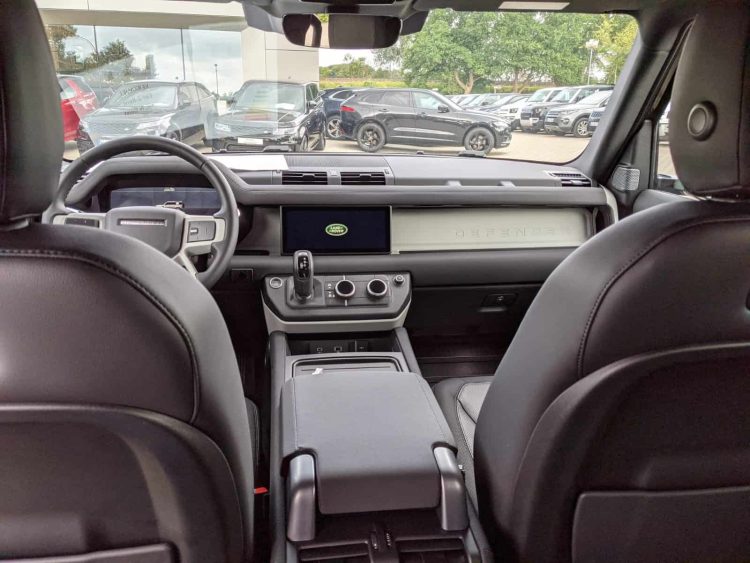 Land Rover Defender Cockpit