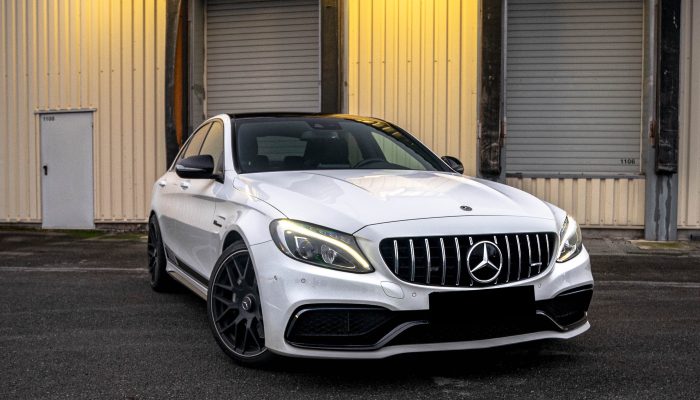 Mercedes-Benz C63S AMG mieten in Dortmund