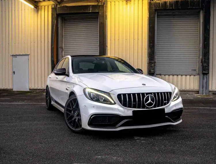 Mercedes-Benz C63S AMG mieten in Dortmund