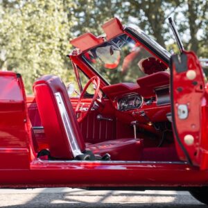 Seitenansicht vom Ford Mustang Oldtimer Cabrio in Duisburg