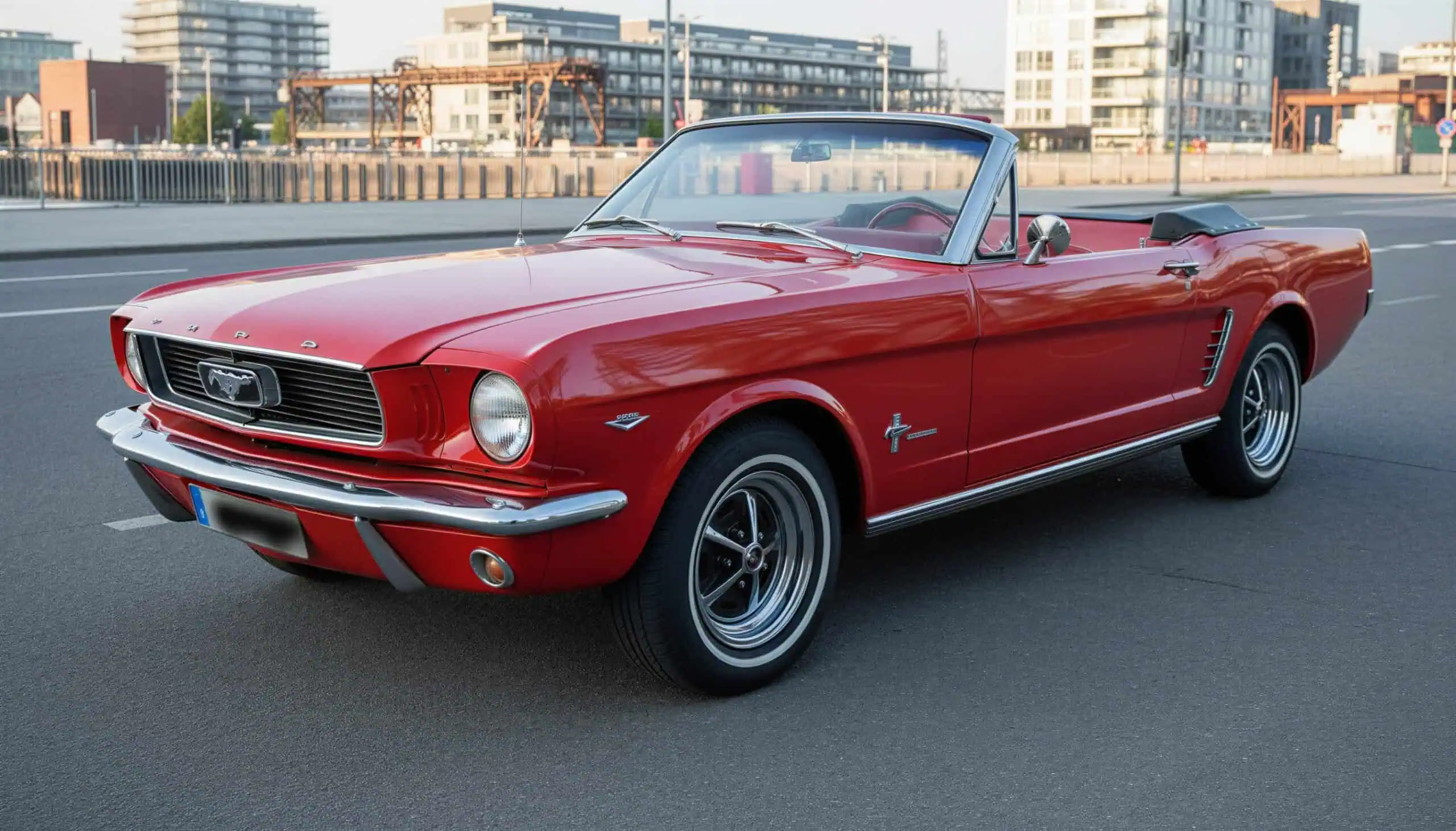 Ford Mustang Oldtimer Cabrio mieten in Duisburg hero