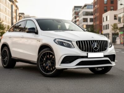 Mercedes GLE 63S AMG mieten in Dortmund hero