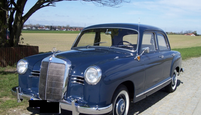 Mercedes-Benz 220 S Ponton Oldtimer mieten in München