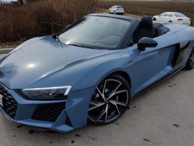 Audi R8 V10 Spyder mieten in Hamburg