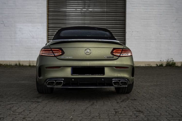 Heckansicht vom Mercedes C63s AMG Cabrio in Hamburg
