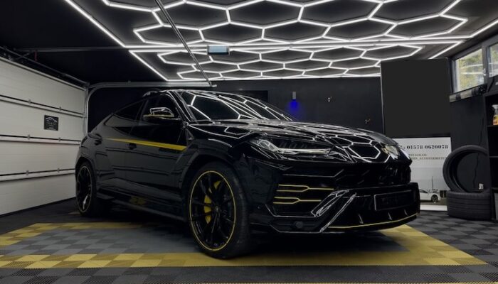 Lamborghini Urus mieten in Kassel