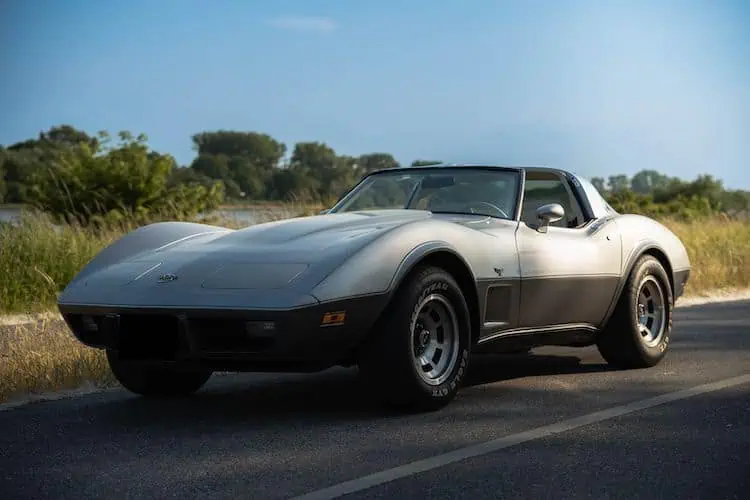 Corvette C3 Targa mieten in Hamburg