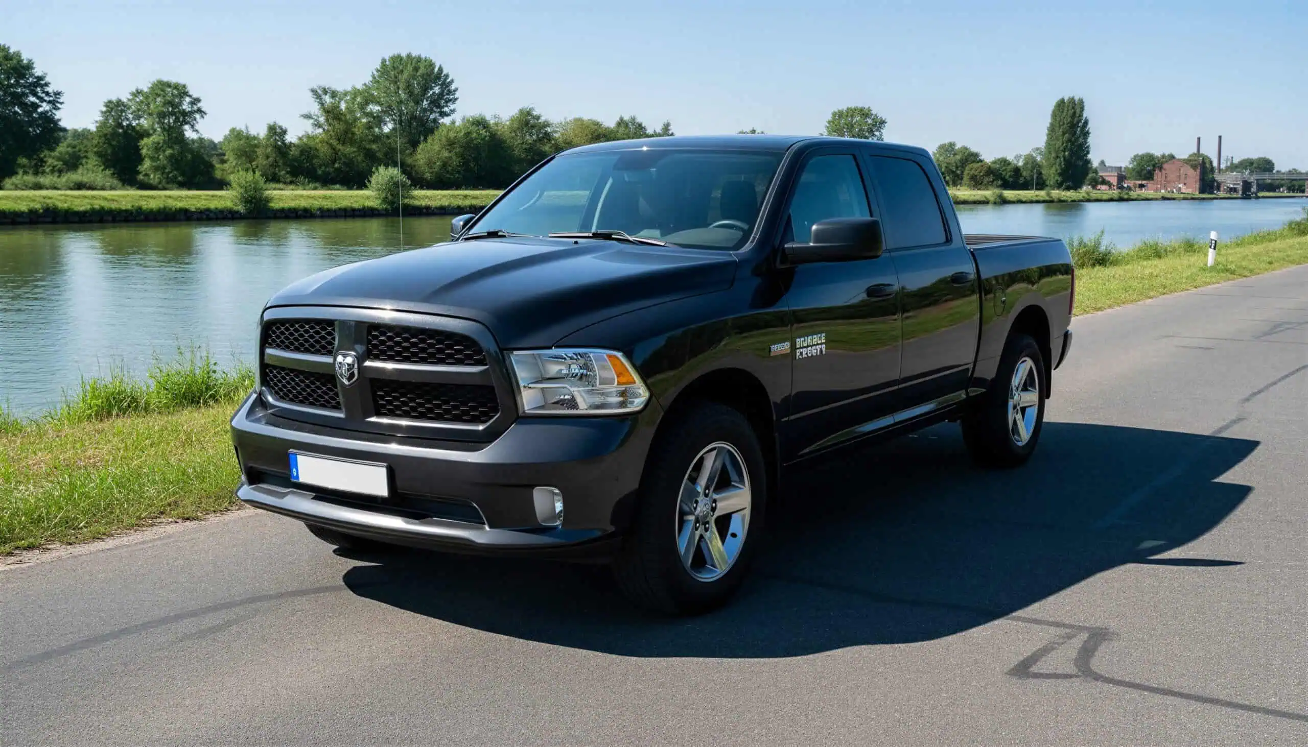 Dodge RAM 1500 Express mieten in Dortmund hero
