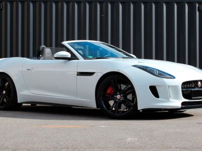 Jaguar F-Type R Cabrio mieten in Frankfurt