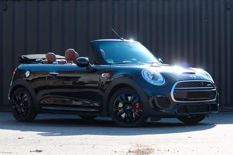 Mini Cabrio John Cooper Works mieten in Frankfurt