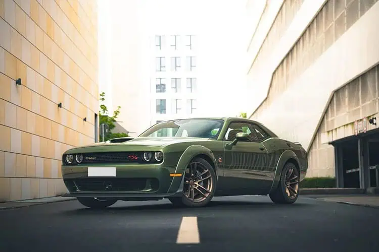 Seitenansicht Dodge Challenger Shaker in Frankfurt