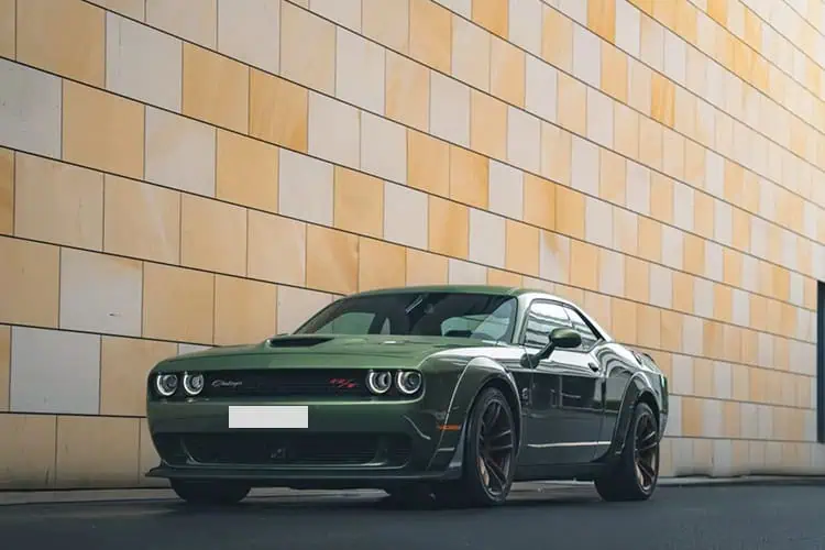 Dodge Challenger Shaker mieten in Frankfurt