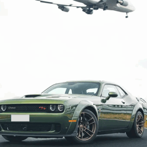 Flughafen Dodge Challenger Shaker in Frankfurt